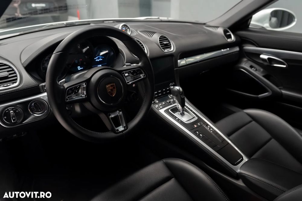 Porsche Cayman PDK - 21