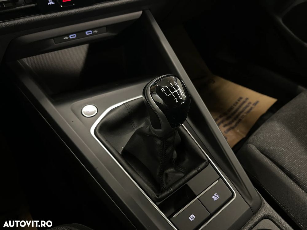 Volkswagen Golf 1.5 TSI ACT Life - 21