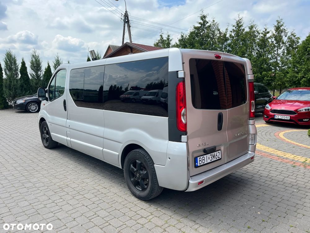 Opel Vivaro Long 9 Miejscowy - 5