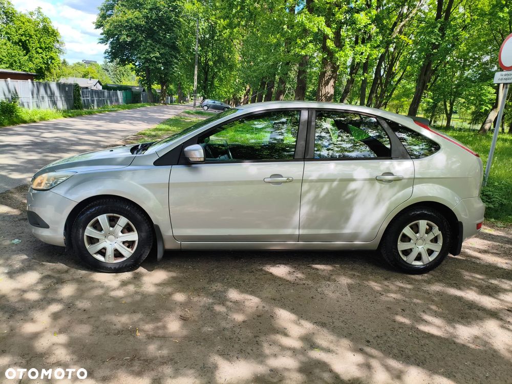 Ford Focus 1.6 Trend - 11