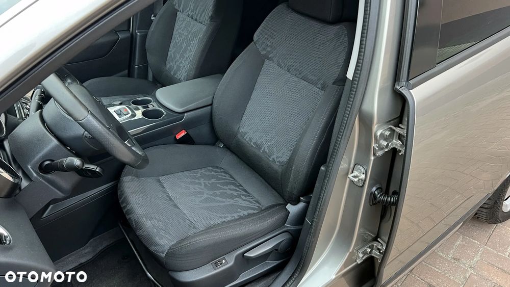 Peugeot 3008 HDi FAP 165 Automatik Platinum - 8