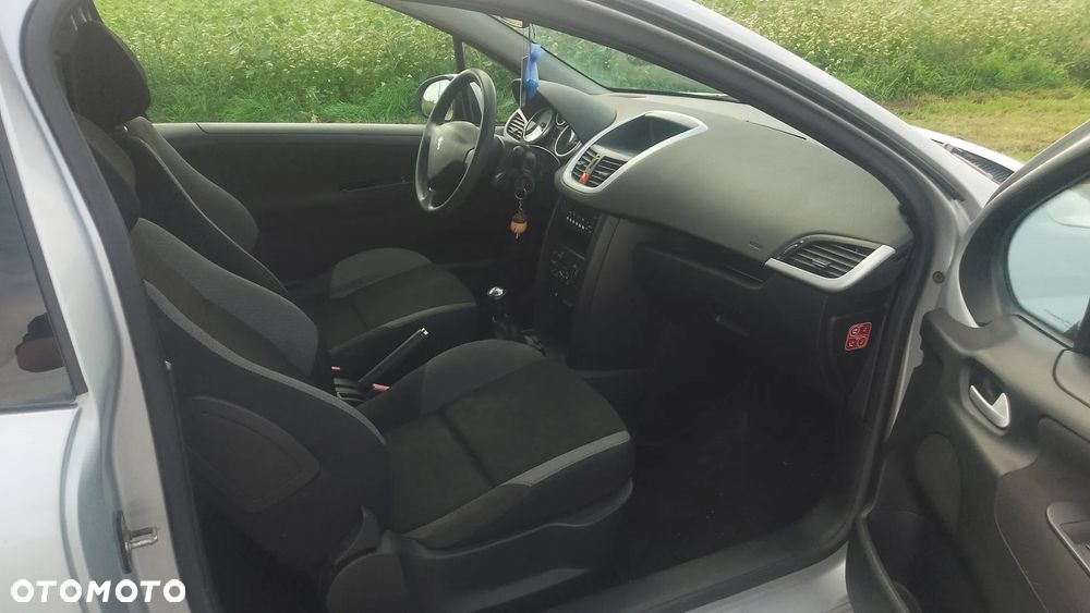 Peugeot 207 75 Tendance - 9