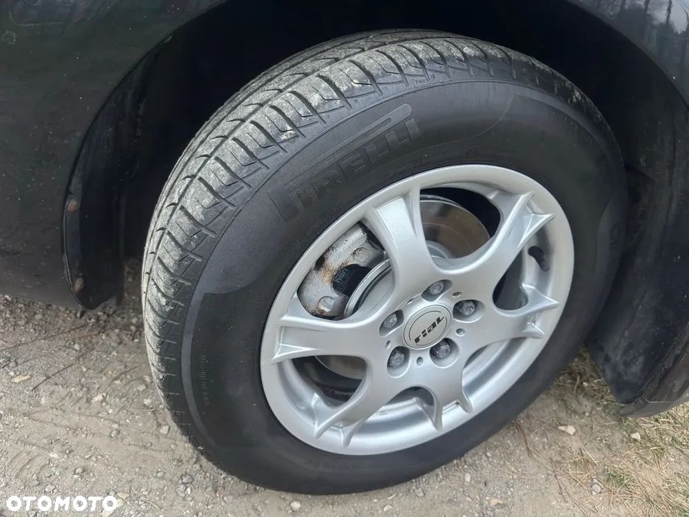 Kia Ceed 1.4 CVVT Dream-Team Edition - 19
