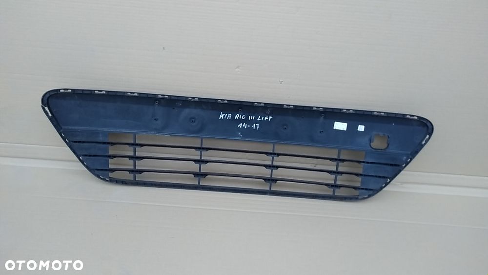 Kia Rio III 3 lift Kratka zderzaka atrapa 11-17 - 2