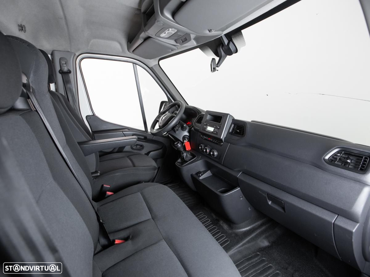 Renault Master L3 3.5T (EURO VI) C/ PLATAFORMA ELEVATORIA C/IVA - 9