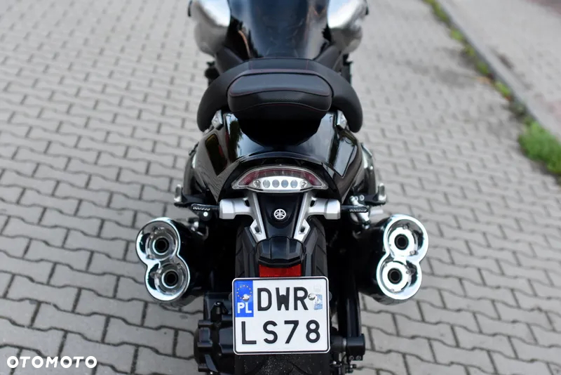 Yamaha V-MAX - 18
