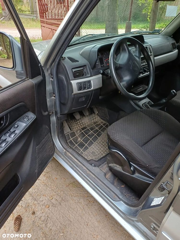 Mitsubishi Pajero Pinin - 3