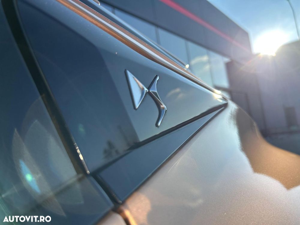 DS Automobiles DS 4 Crossback - 11
