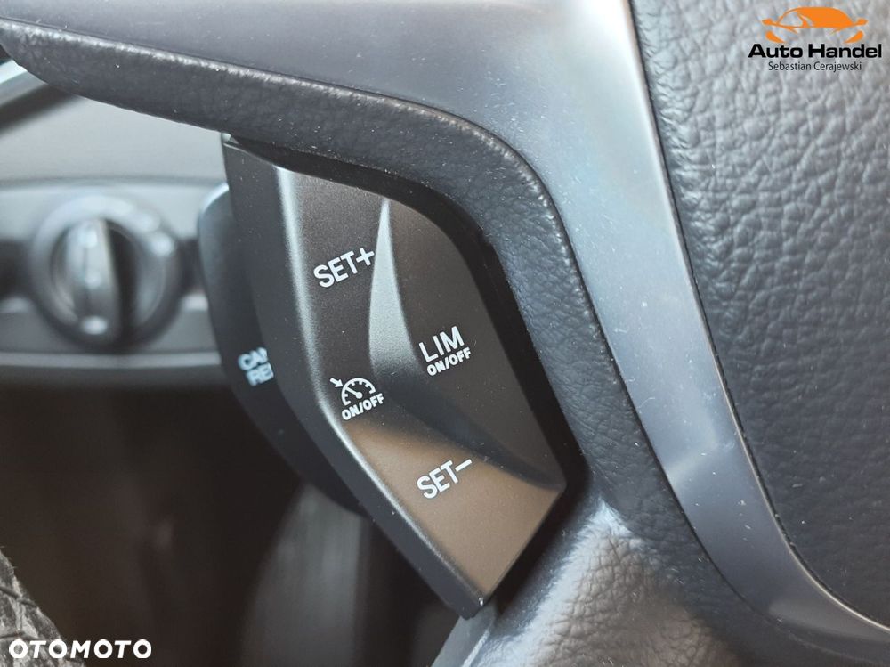 Ford Kuga 1.5 EcoBoost 2x4 Titanium - 22