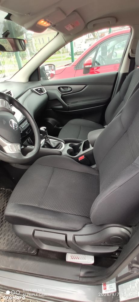 Nissan Qashqai 1.2 DIG-T Acenta EU6 - 4