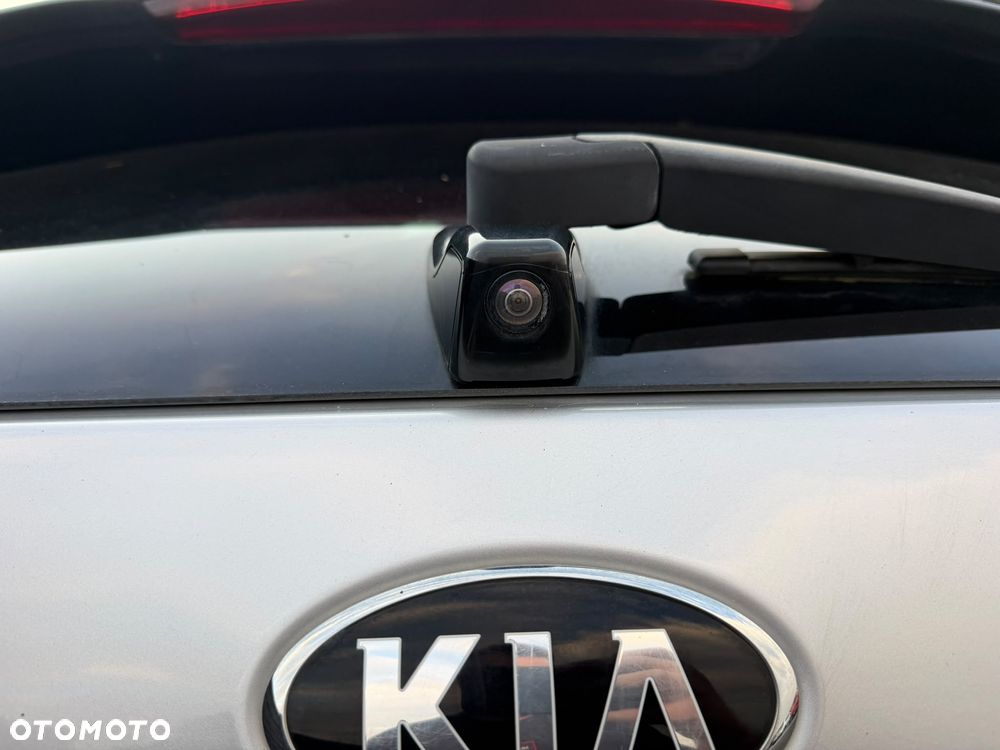 Kia Niro 1.6 GDI 2WD Vision - 22