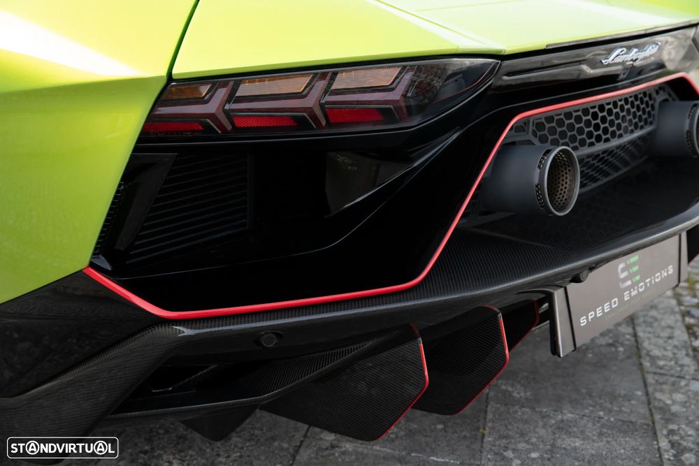 Lamborghini Aventador LP780-4 Ultimae Roadster - 24