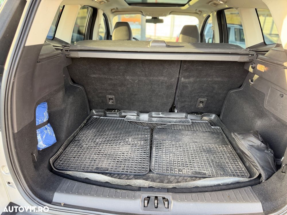 Ford Kuga 2.0 TDCi 4x4 Aut. Titanium - 25