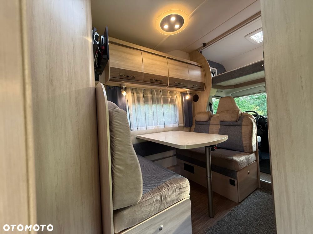 Hobby Kamper,camper I właściciel garażowany 6-osób - 37