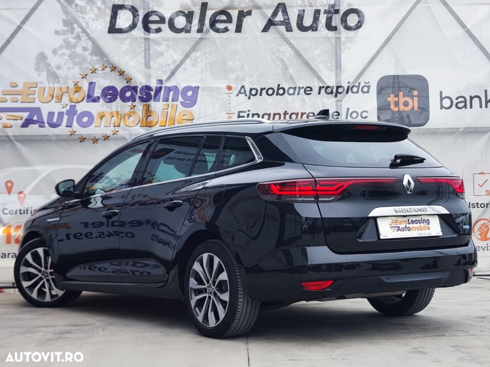 Renault Megane E-TECH 160 TECHNO - 11