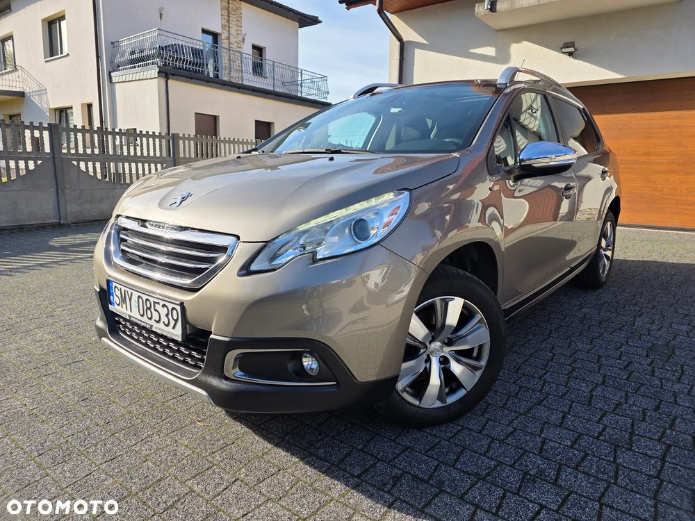 Peugeot 2008 PureTech 110 Style - 2