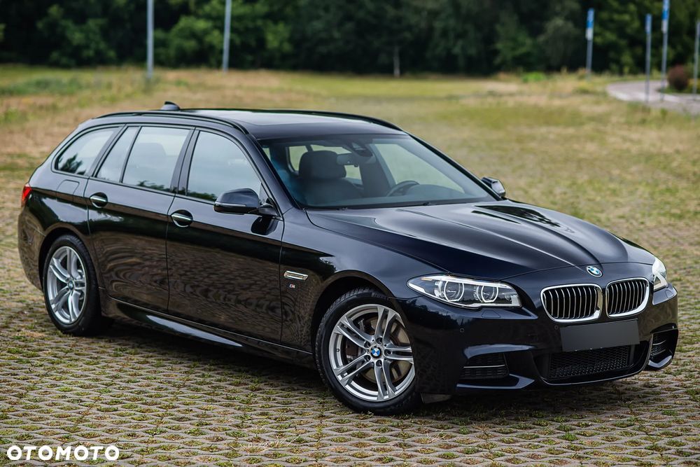 BMW Seria 5 525d xDrive - 27