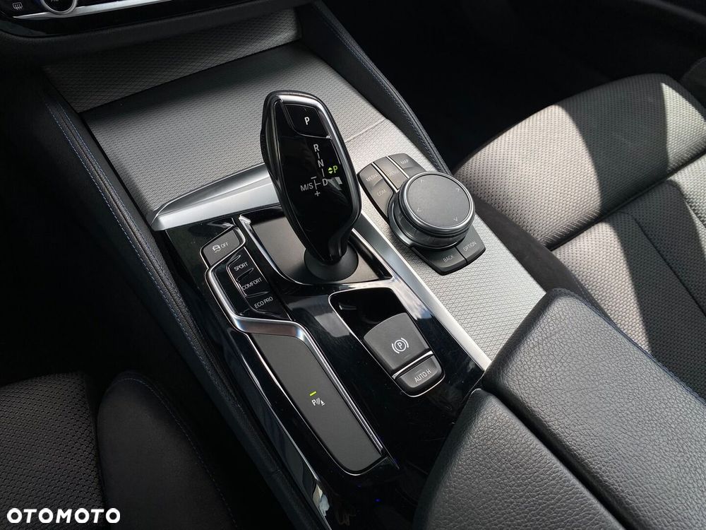 BMW Seria 5 - 18