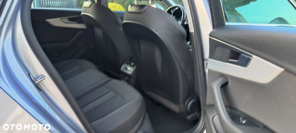 Audi A4 Avant 2.0 TDI quattro - 5
