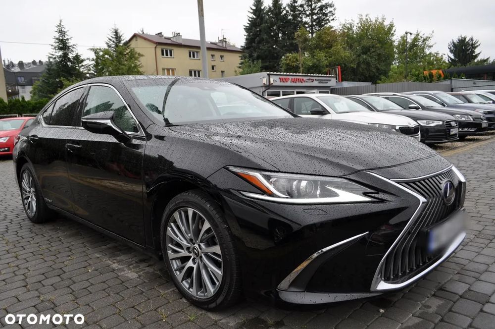 Lexus ES 300h Business Edition + - 7
