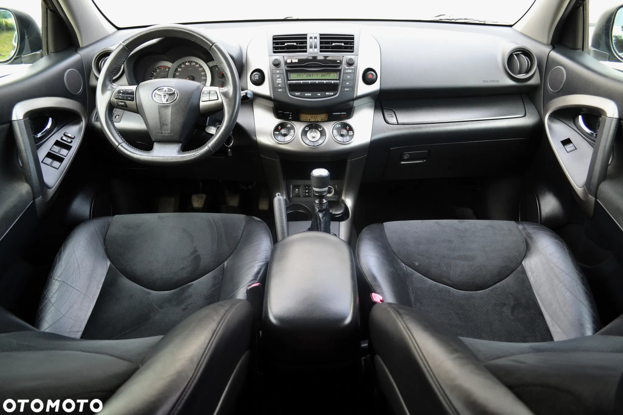 Toyota RAV4 2.0 VVT-i Premium - 8
