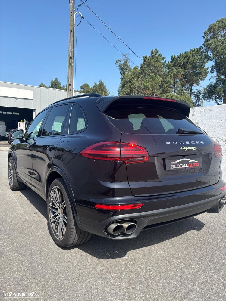Porsche Cayenne S - 5