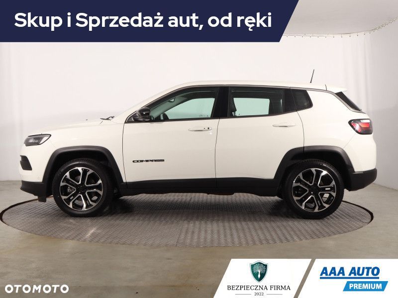 Jeep Compass - 4