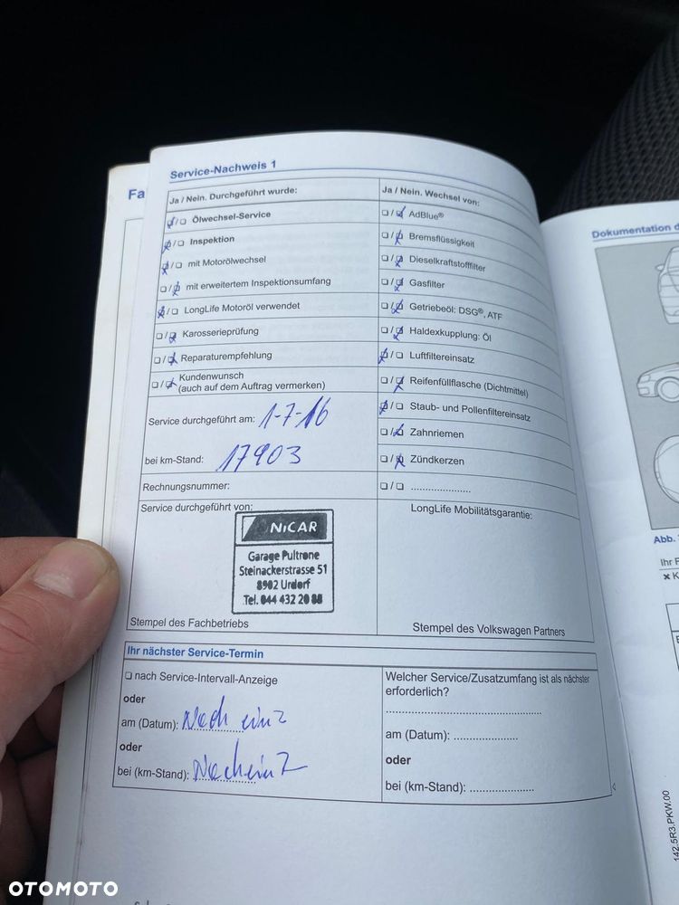 Volkswagen Touran 1.2 TSI STYLE - 16