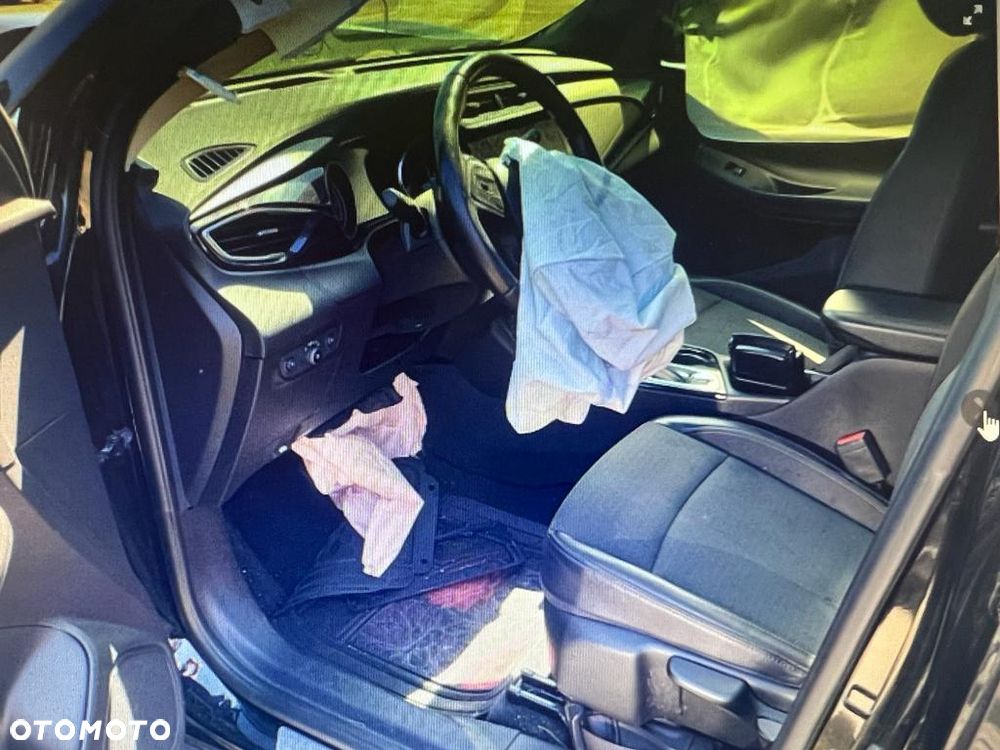 Buick Encore - 4