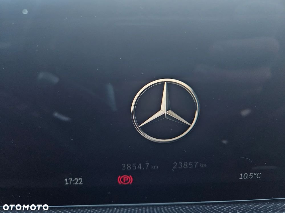 Mercedes-Benz Klasa A 220 4-Matic 7G-DCT - 4