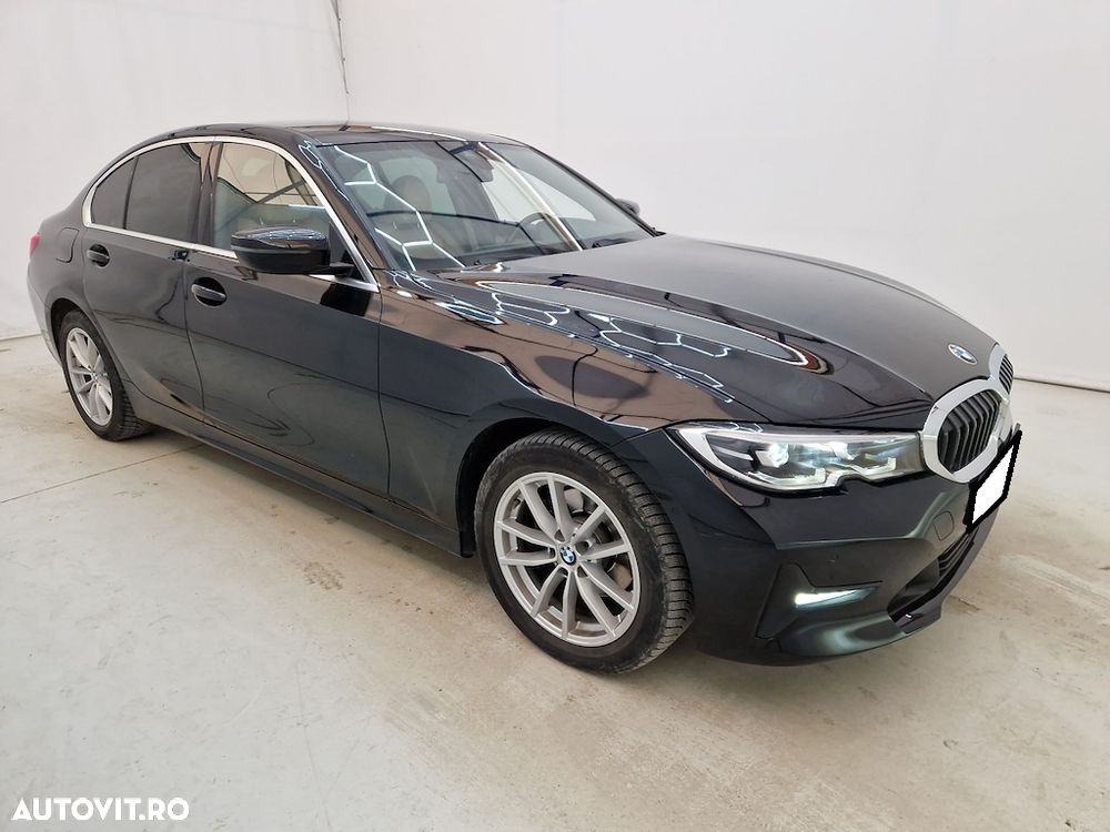 BMW Seria 3 320d xDrive AT MHEV - 2