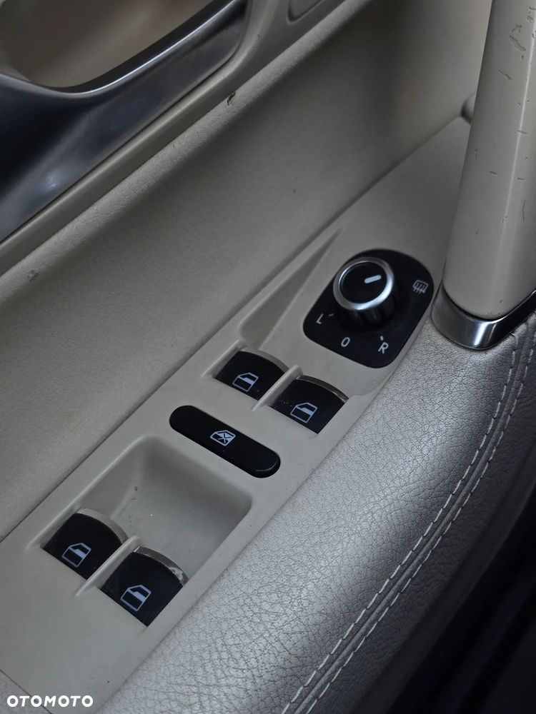 Volkswagen Passat CC 2.0 TSI Automatik Individual - 31