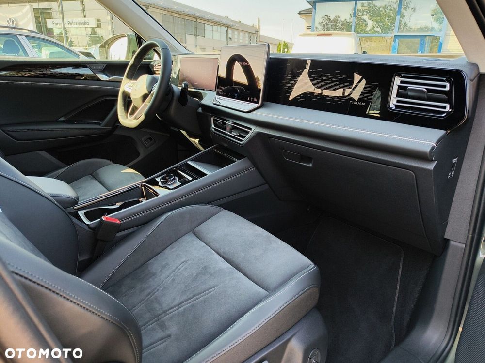 Volkswagen Tiguan 2.0 TSI 4Mot Elegance DSG - 10