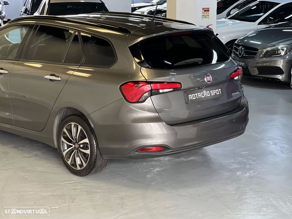Fiat Tipo Station Wagon 1.3 M-Jet Lounge Tech - 24