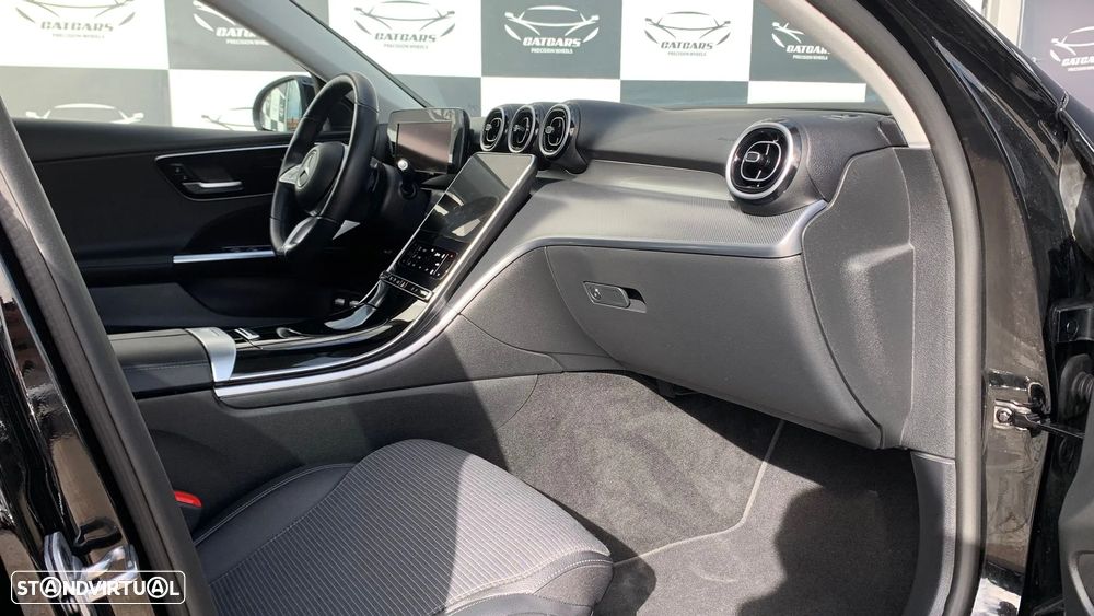 Mercedes-Benz C 300 e Avantgarde - 26