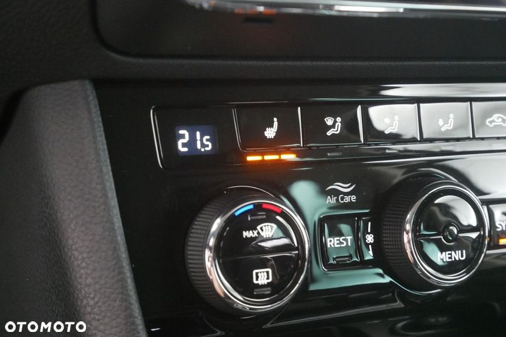 Skoda Superb 1.5 TSI Ambition DSG - 21