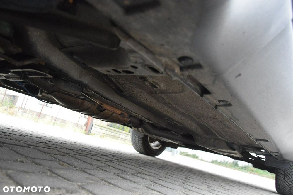 Ford Kuga 2.0 TDCi 4WD Titanium - 22