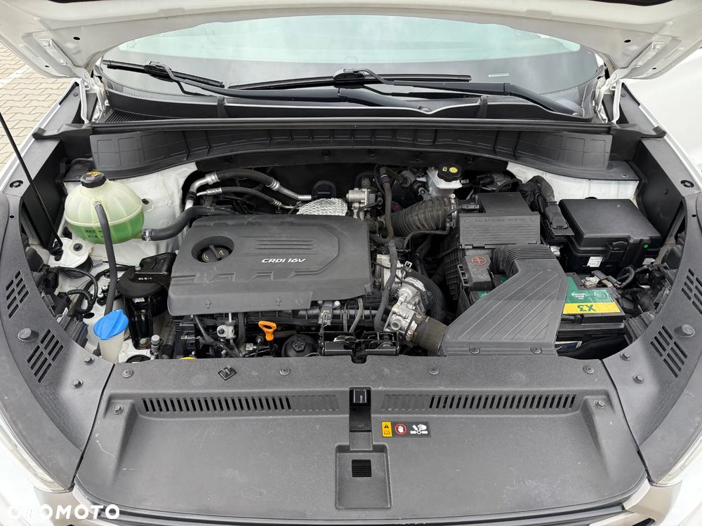 Hyundai Tucson 1.7 CRDI BlueDrive Style 2WD - 15
