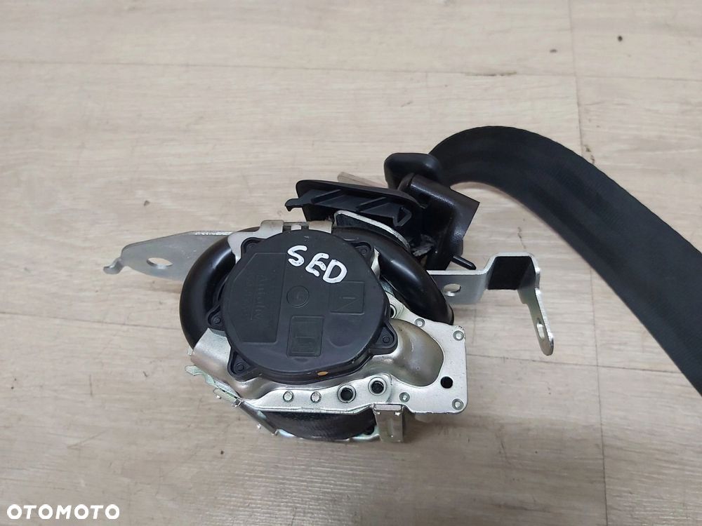Toyota Avensis T27 LIFT T29 14-18 rok pas bezpieczeństwa lewy tył SDEDAN - 3