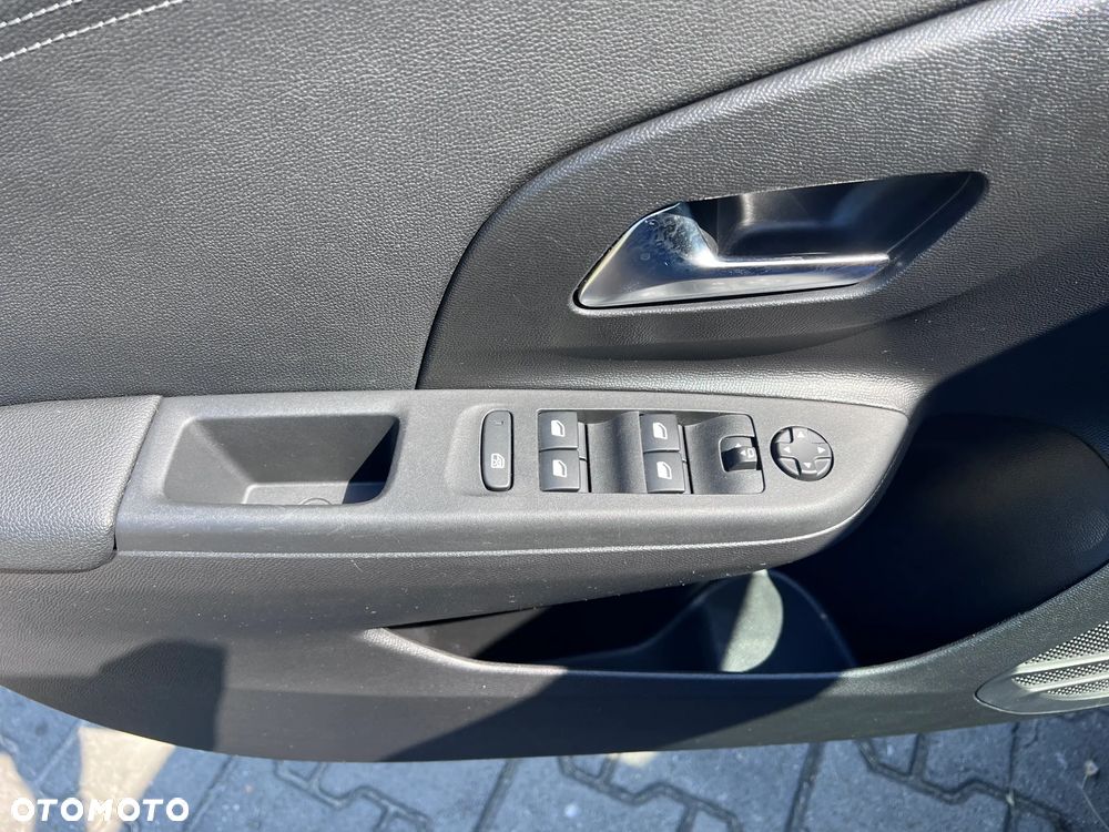 Opel Corsa 1.2 Direct Injection Turbo Start/Stop GS - 11