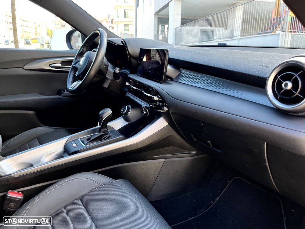 Alfa Romeo Tonale 1.3 Plug-In Hybrid Veloce e-AWD - 6