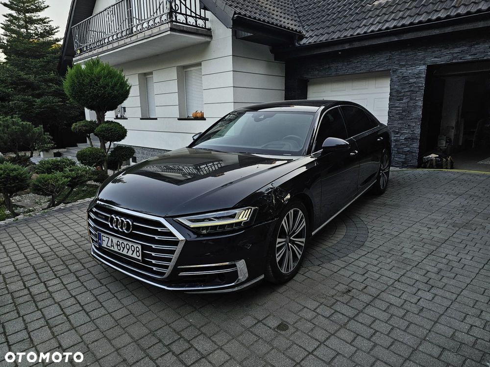 Audi A8 - 6