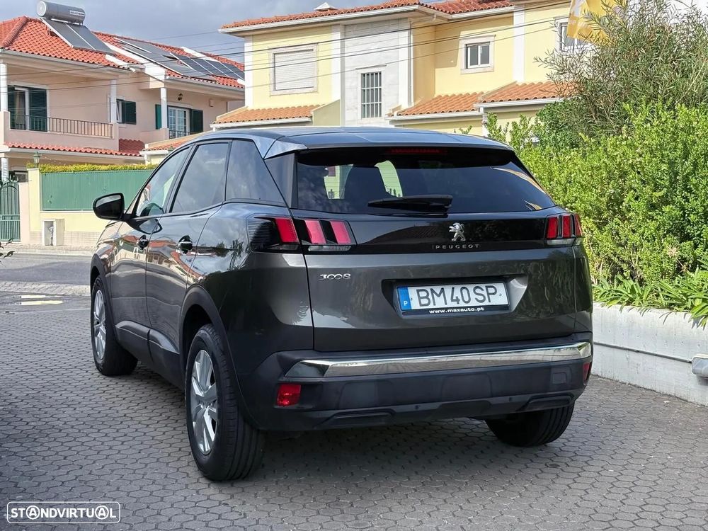 Peugeot 3008 1.2 PureTech Allure EAT8 - 26