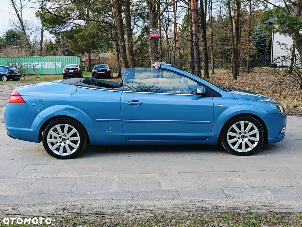 Ford Focus Coupe-Cabriolet 2.0 TDCi DPF Titanium - 12