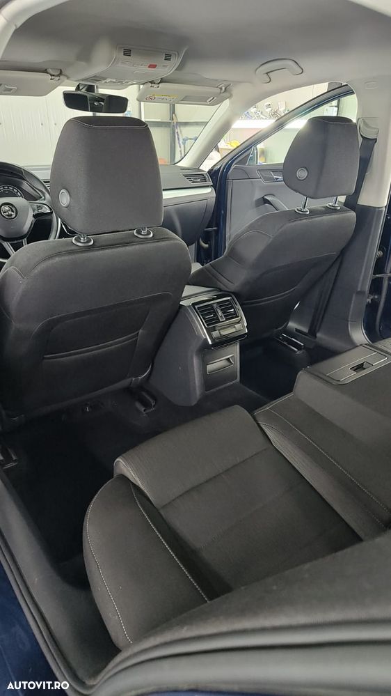 Skoda Superb 2.0 TDI DSG Style - 6