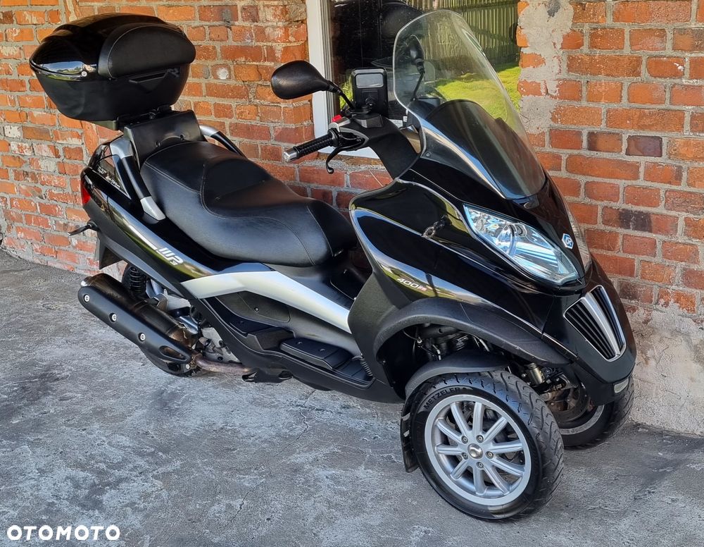 Piaggio MP-3 - 1