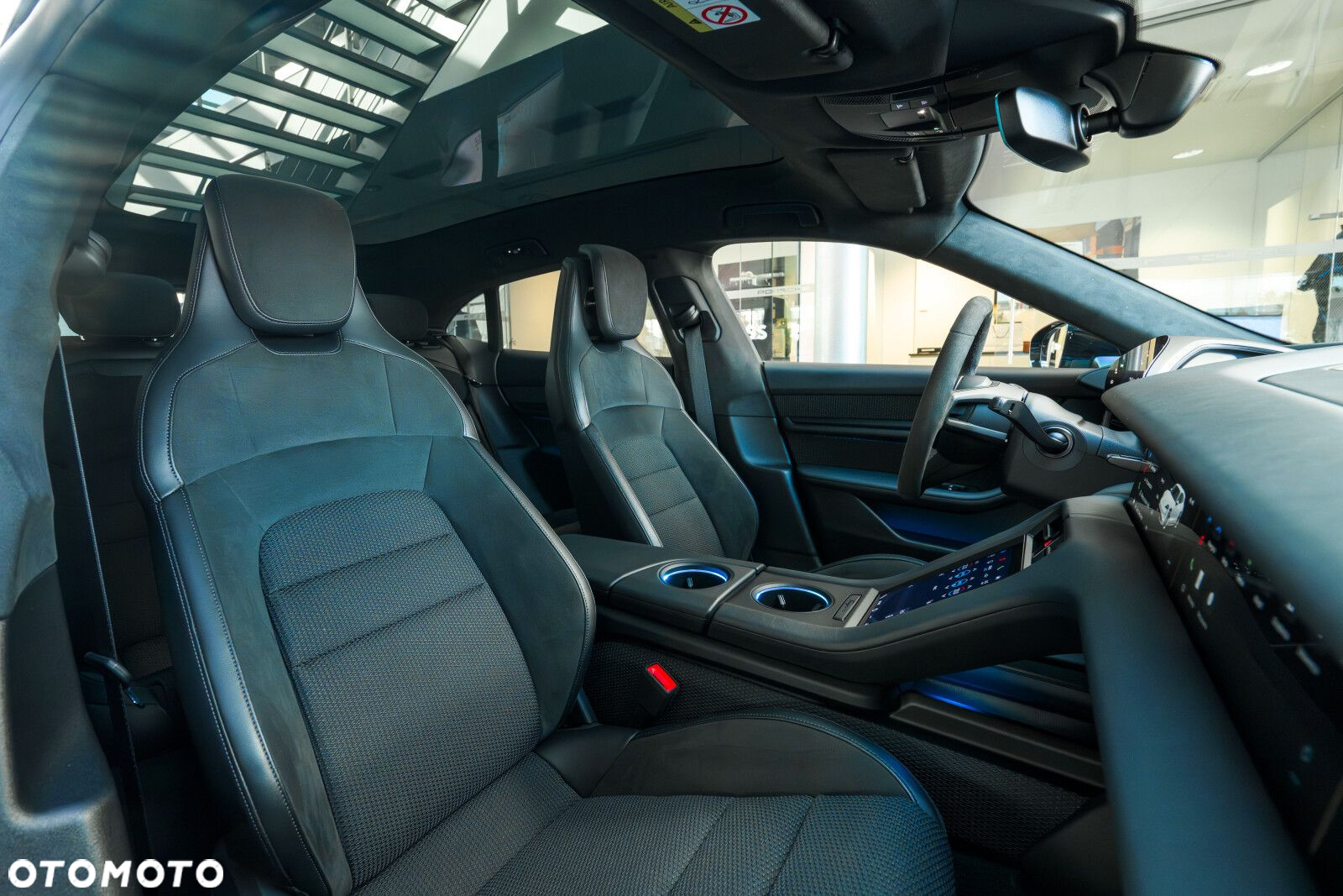 Porsche Taycan 4S Sport Turismo Performance Plus - 13
