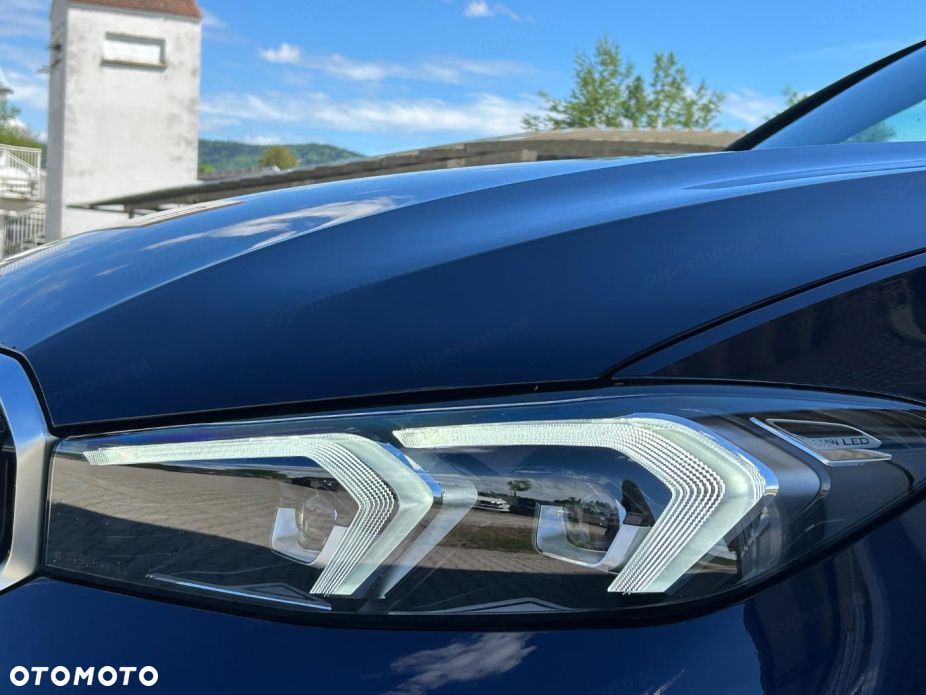 BMW Seria 3 320d xDrive mHEV M Sport sport - 7