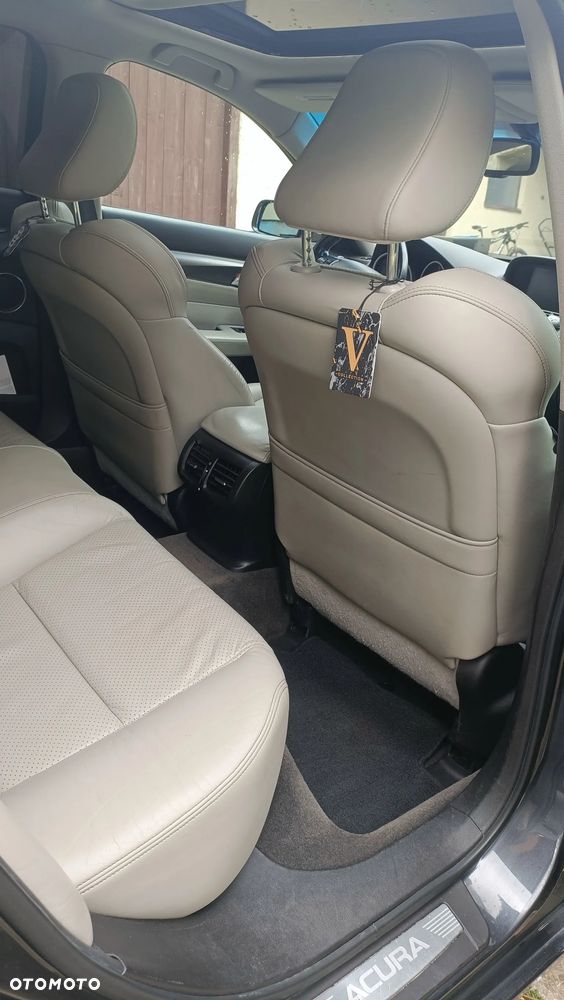 Acura TL - 33
