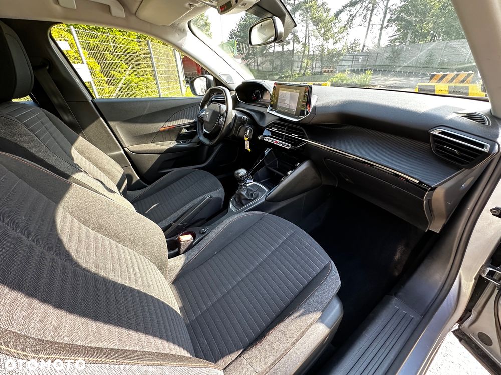 Peugeot 2008 - 14